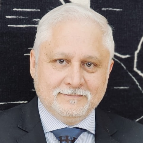 [sergio_arce:MEDIASTORE_LEAF]@6c4fedc8